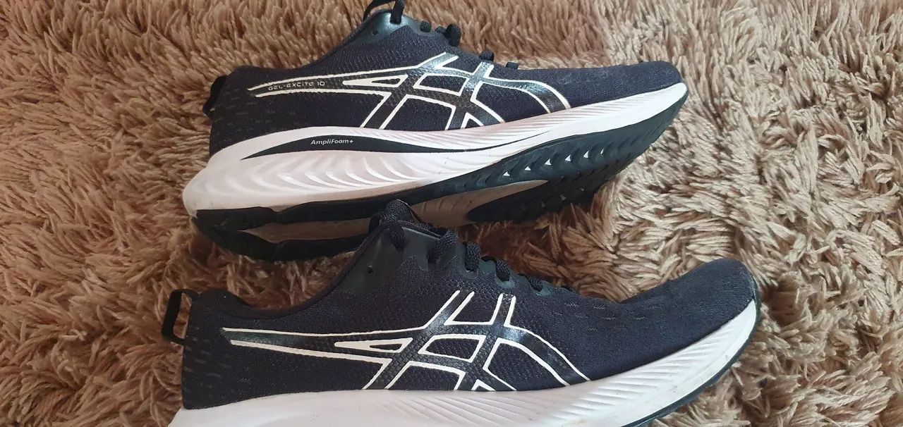 Tênis asics