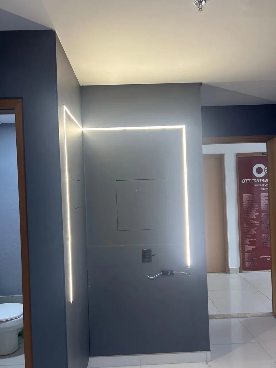 ALUGA-SE SALA COMERCIAL - LOURENÇO OFFICE - Foto 4