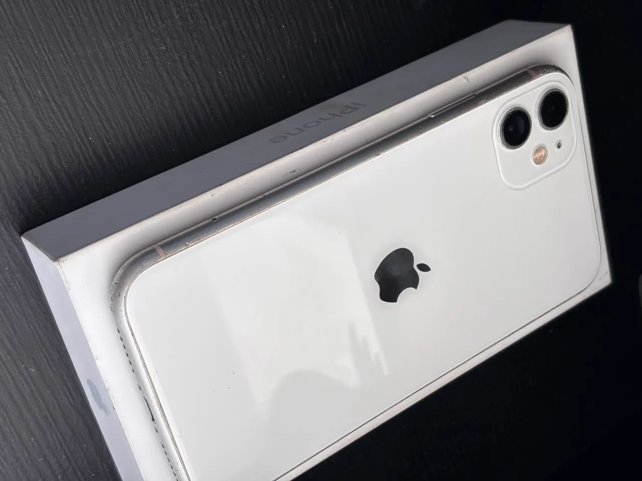 IPHONE 11 - 128 GB 74% de bateria FACE ID FUNCIONANDO - Foto 2