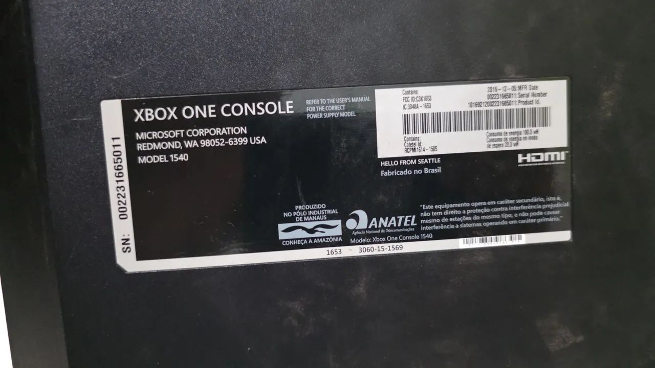 Vendo xbox one fat ótimo estado nunca mexido  - Foto 3