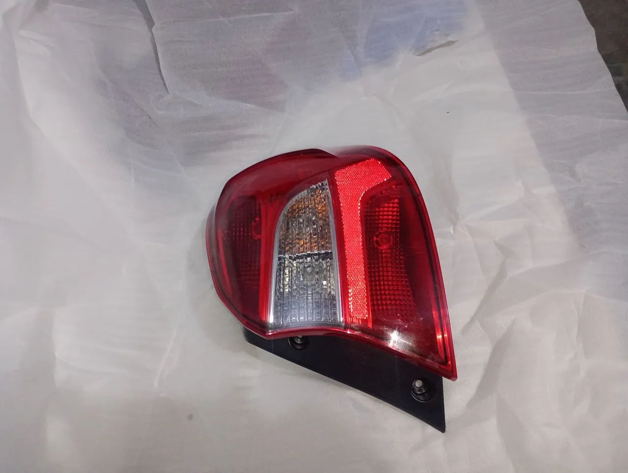 Lanterna traseira do fiesta L.D - Foto 3