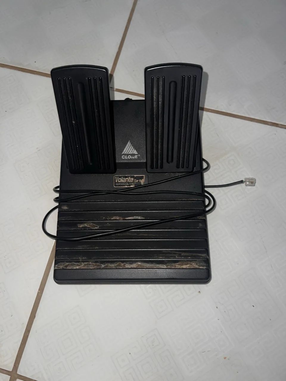 Volante compatível com PC ou PS2