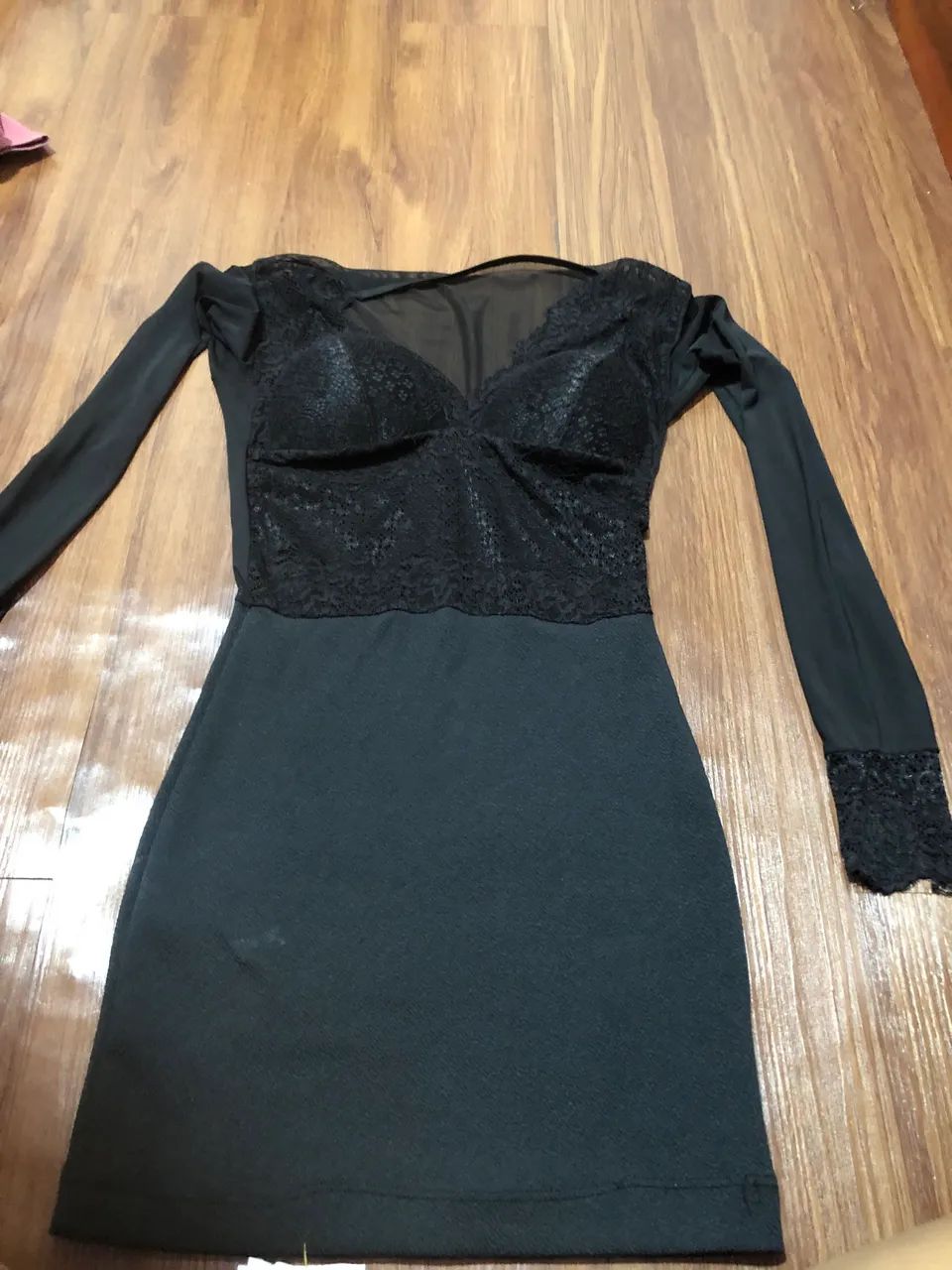 Calças e um vestido 