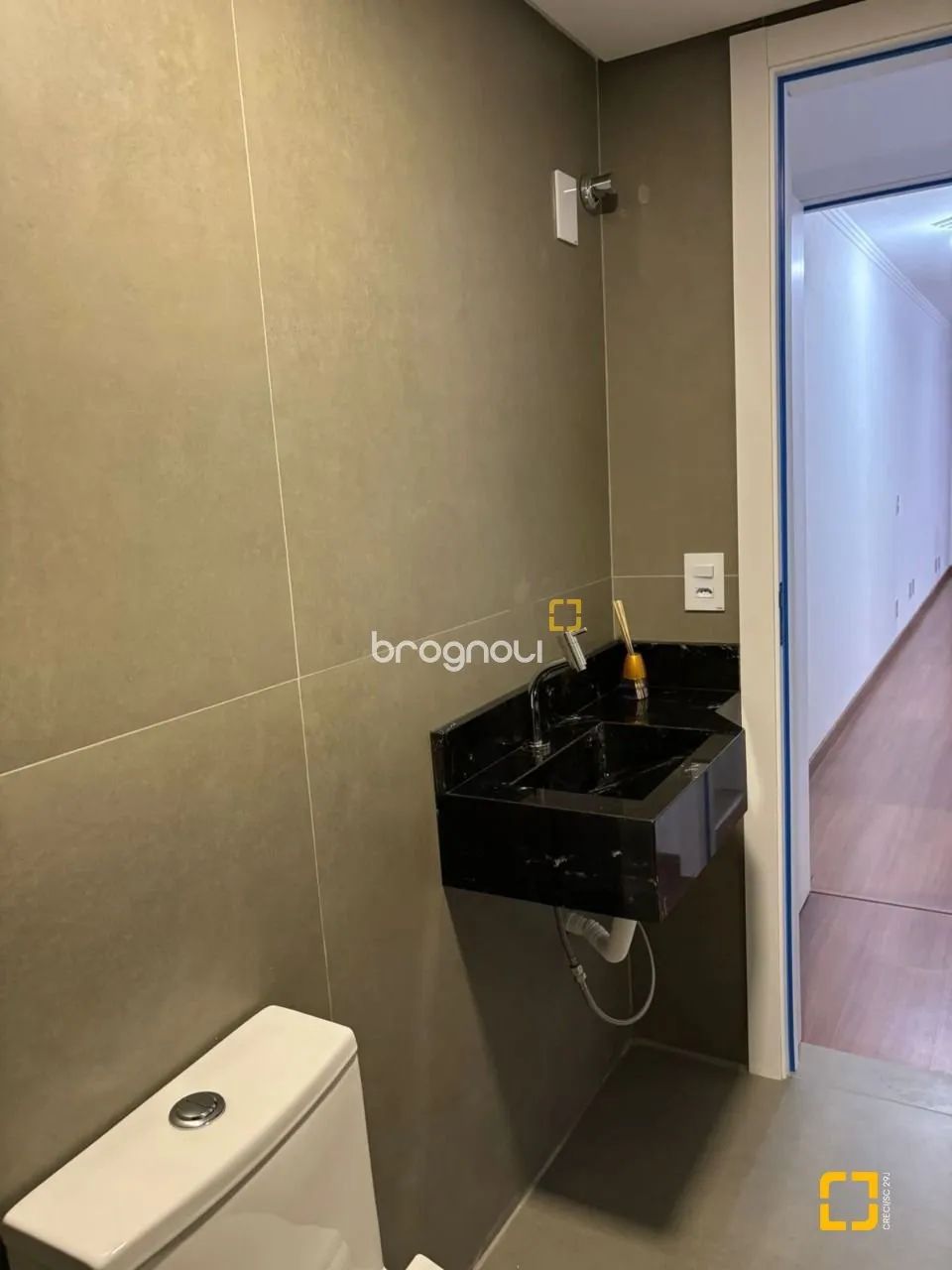 BROGNOLI VENDE- Apartamento 2 dormitórios nos Ingleses - Foto 3