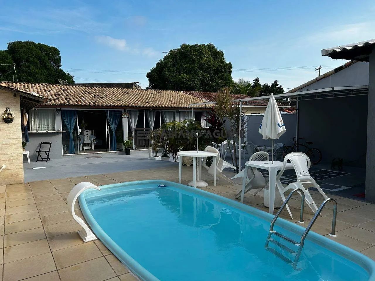 Casa em Araruama - 2 quartos - 530mil - Vila Capri