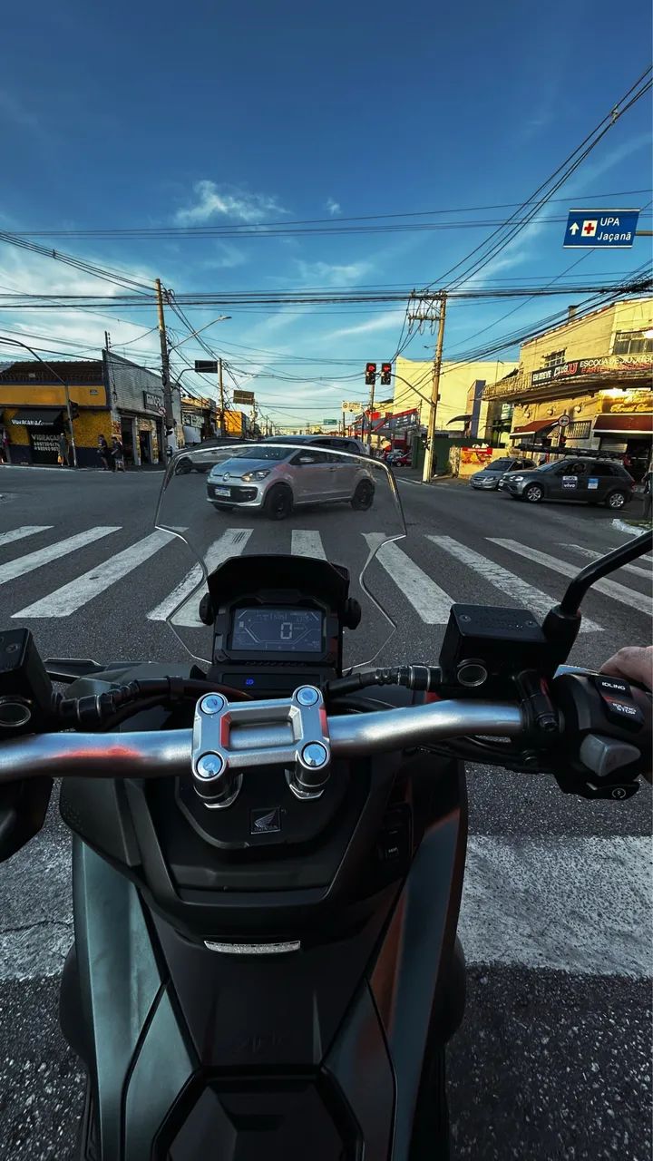 Honda ADV 150  - Foto 4