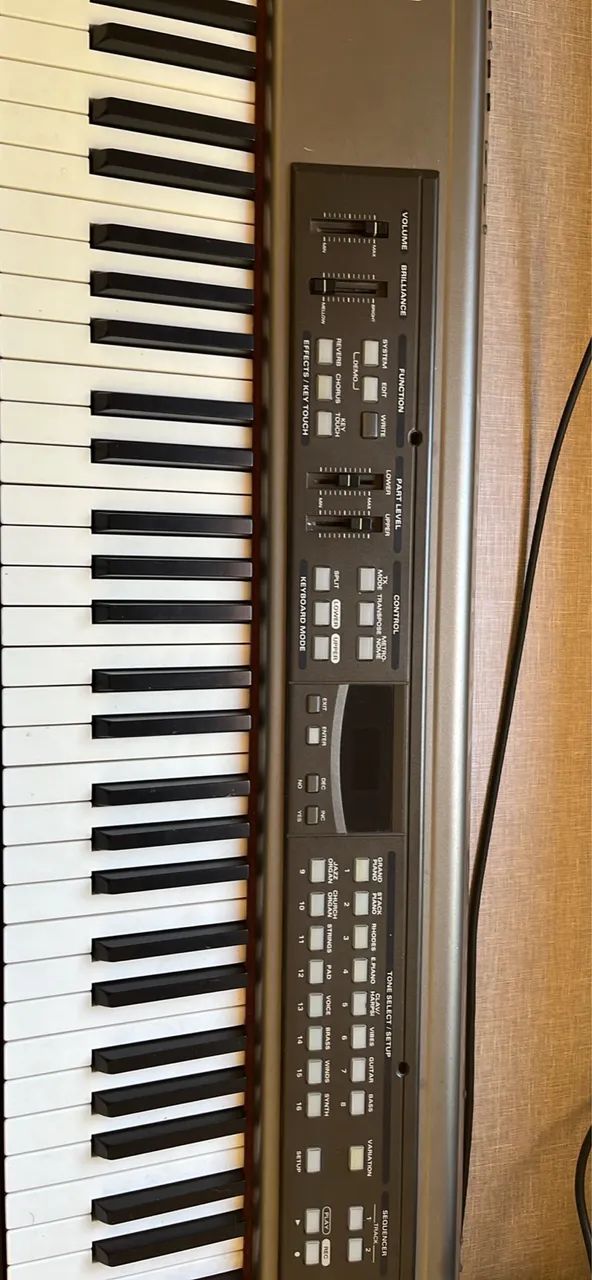 Teclado Roland RD-170 - Foto 3