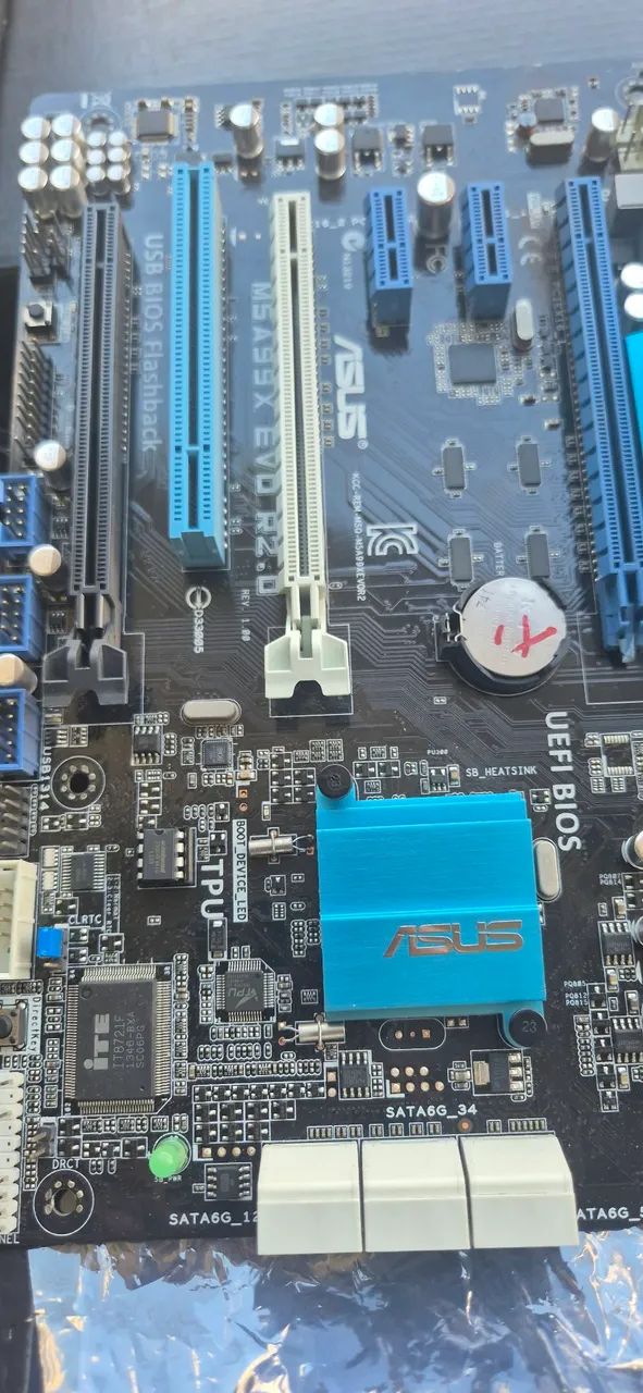  placa-mãe ASUS M5A99X EVO R2.0.  - Foto 4