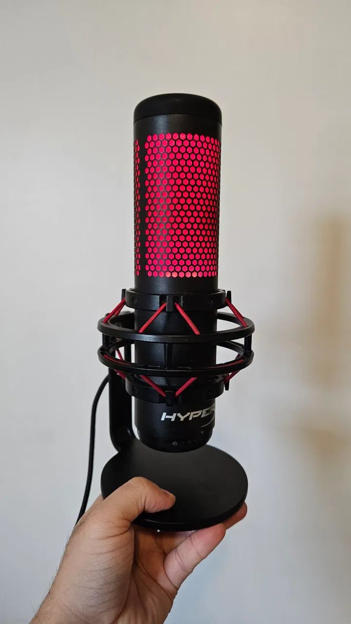 Microfone HyperX Quadcast (Usado)