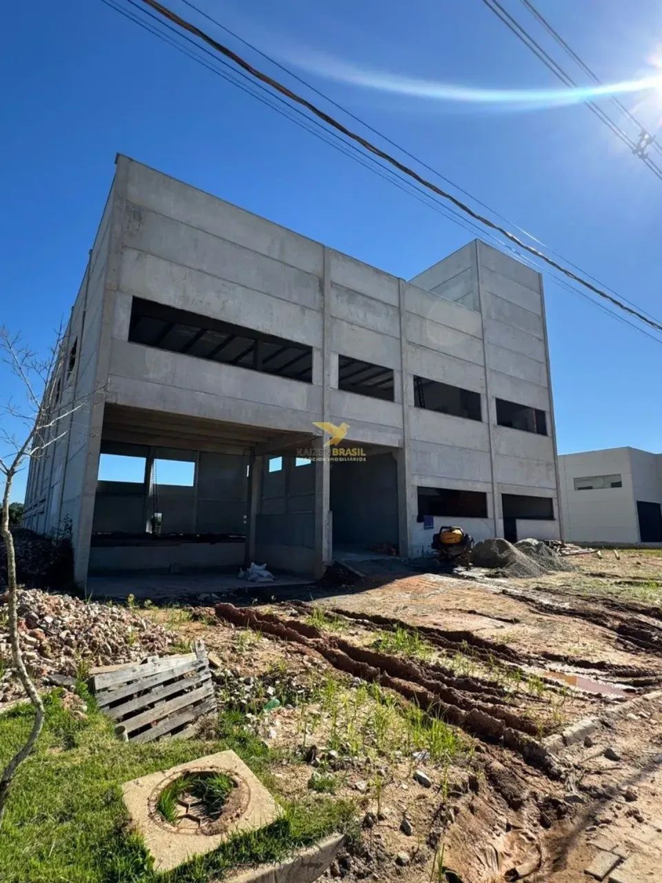 Galpão Novo em Condomínio Fechado - 1100m² - Biguaçu - SC