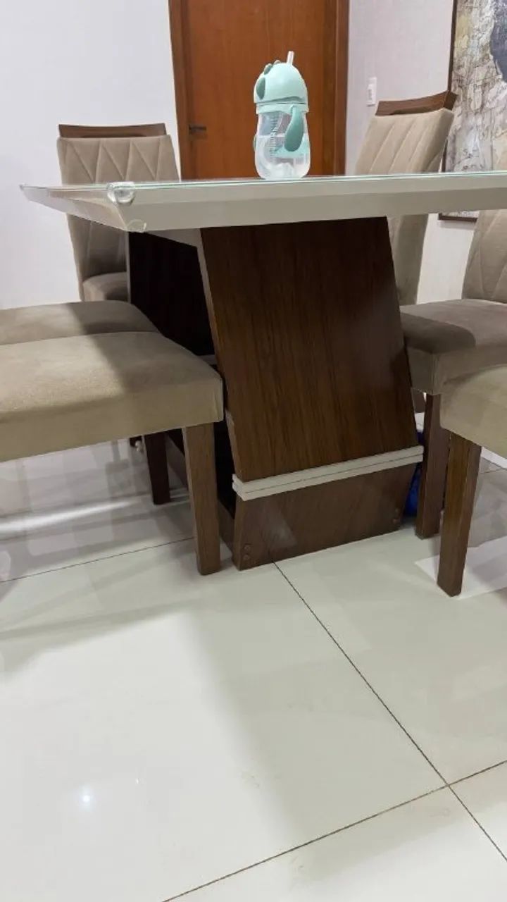 Vendo Conjunto de Jantar Mesa e 6 cadeiras - Foto 3