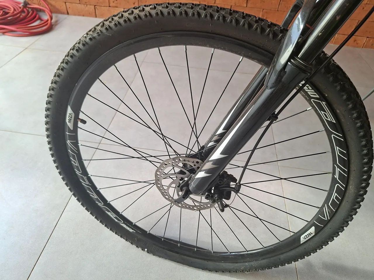Bicicleta aro 29 Robust  - Foto 3