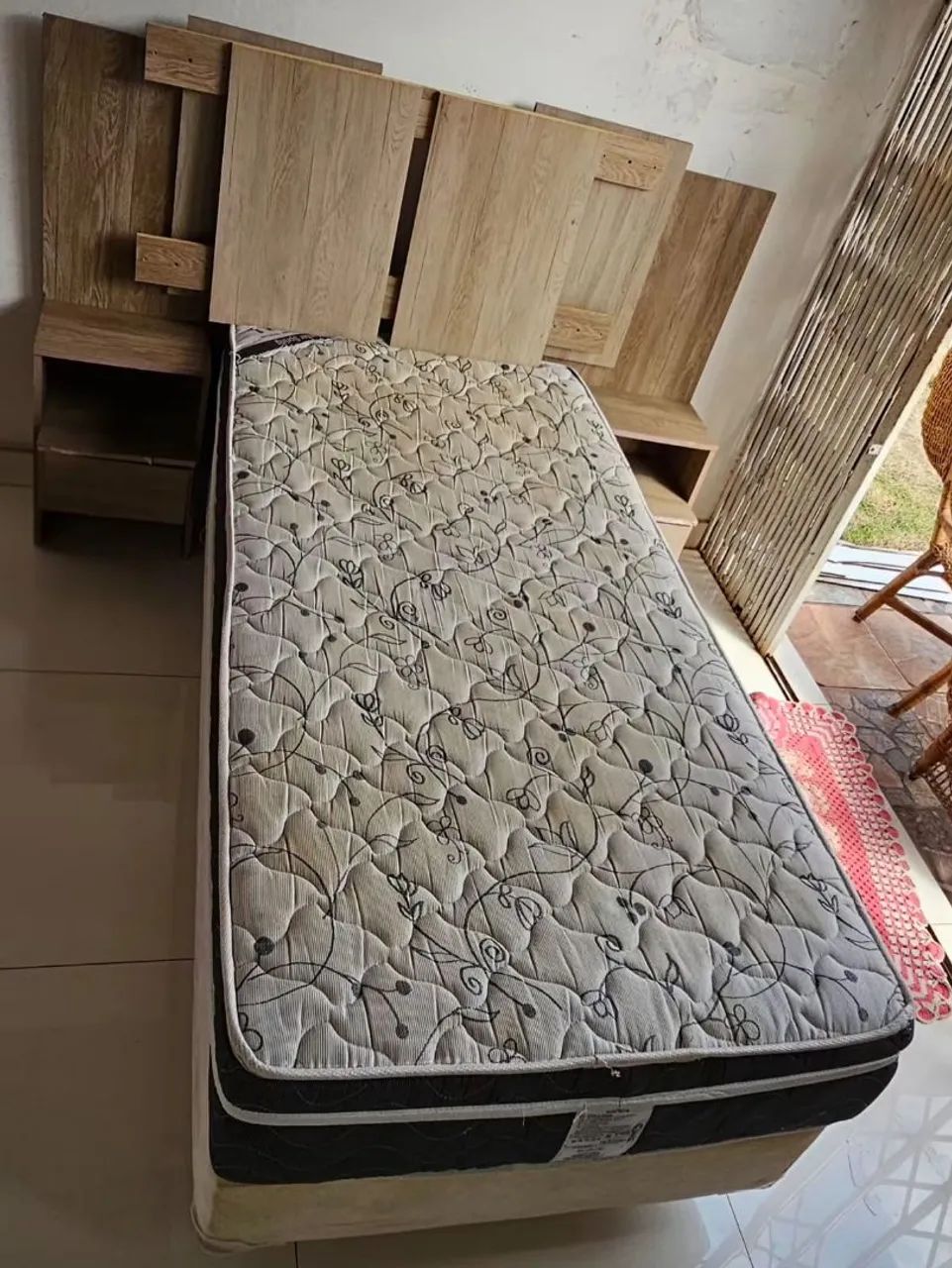 Vendo cama box solteiro com cabeceira  - Foto 3