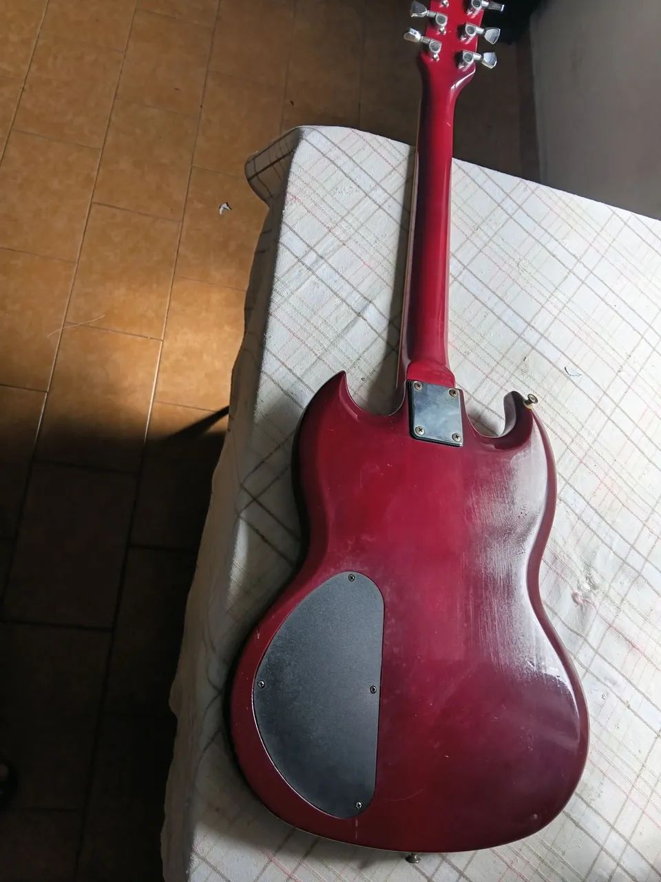 Guitarra e pedal - Foto 3