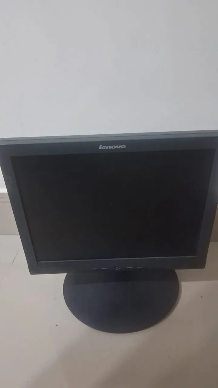 Monitor Lenovo 15 polegadas com Suporte Retrátil Articulado - Funcionando - Foto 4