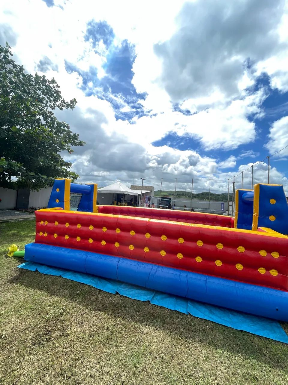 Futebol de sabão- Tobogã-Pula-Pula  - Foto 2