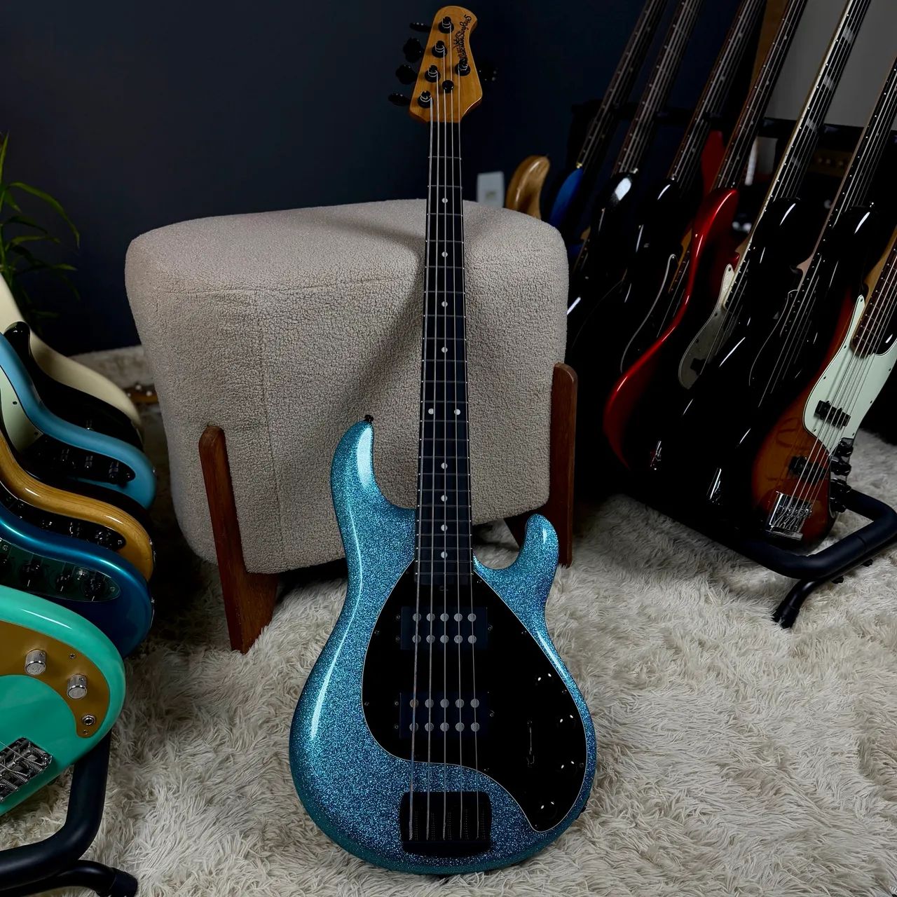 Baixo Music Man StingRay Special HH - Foto 2