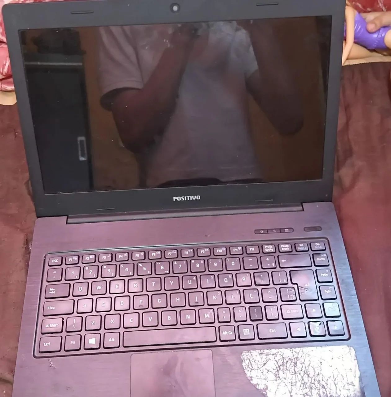 Vendo um notebook 