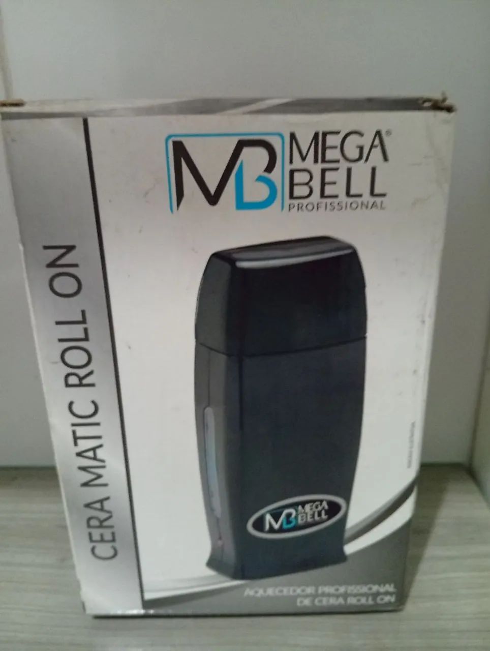 Aquecedor de cera roll on