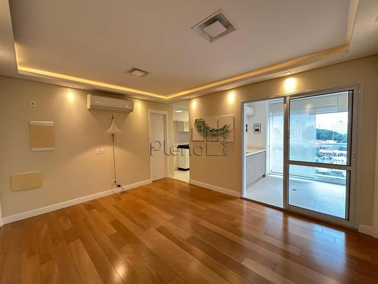 Apartamento à venda em Campinas, Cambuí, com 1 suíte, com 57 m²