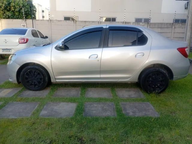 Renault Logan Expression Hi-flex 1.6 8V 4P 2014 - Foto 3