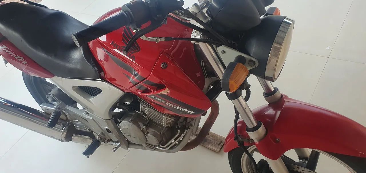 CBX TWISTER 250 - Foto 2