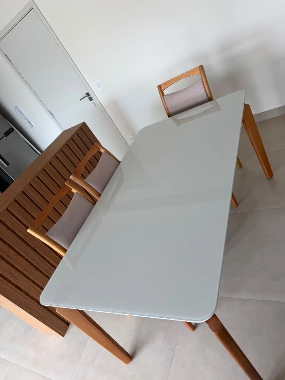 Mesa com 6 cadeiras - Foto 2