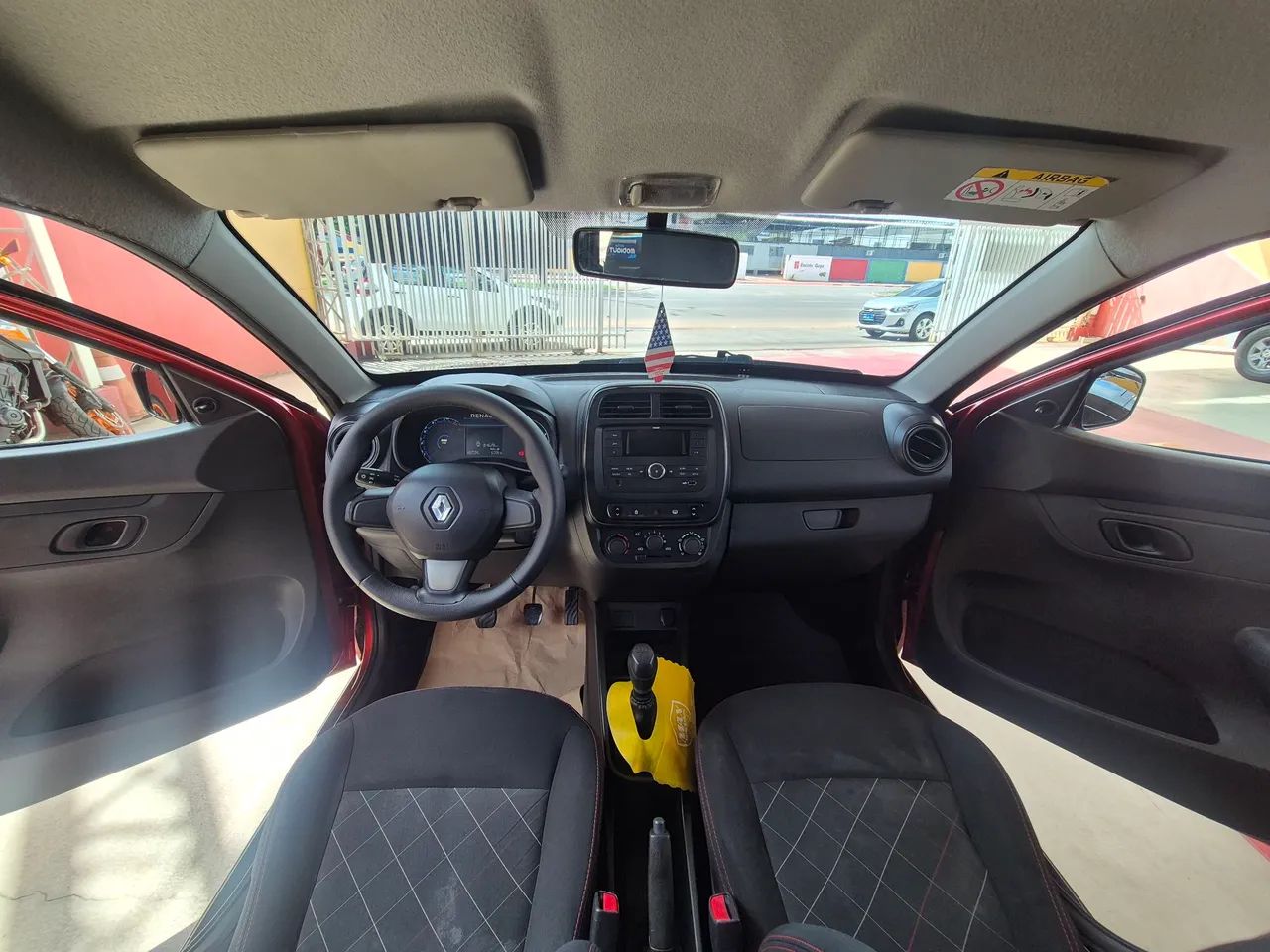 Renault Kwid Zen 1.0 Flex 12V 5P Mec. 2023 - Foto 3