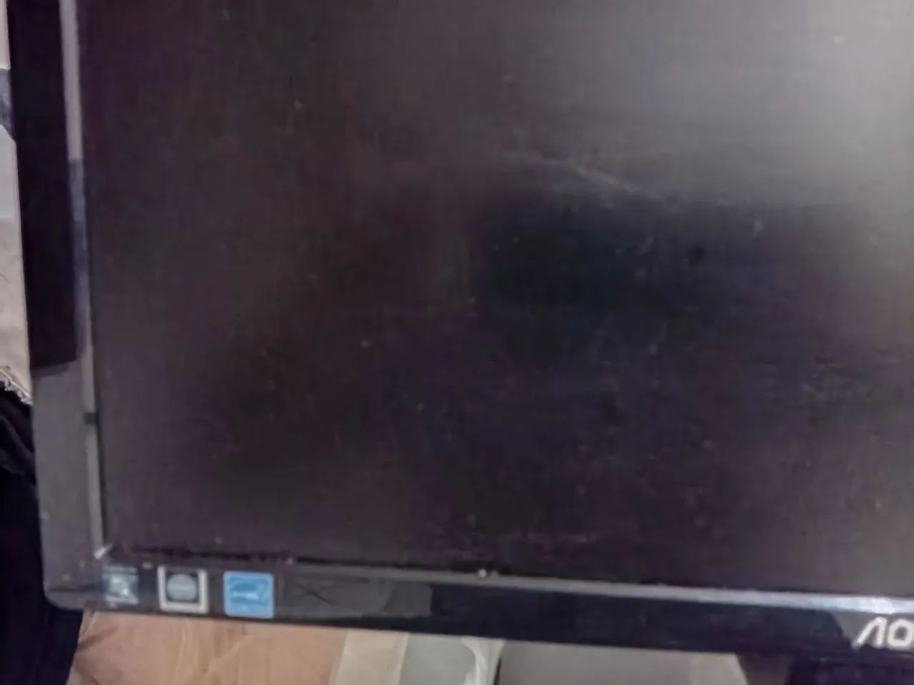 Monitor com defeito 