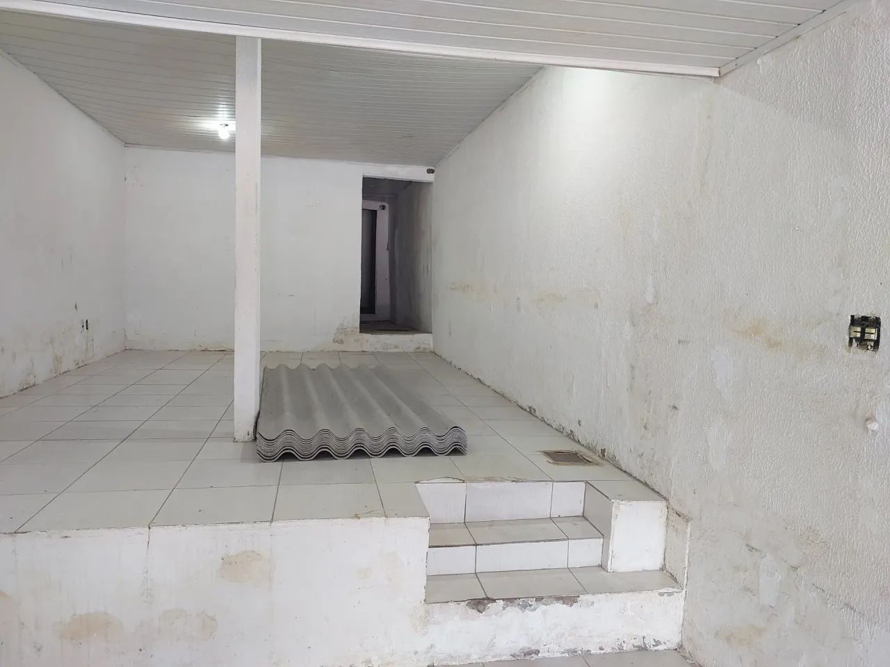 Loja comercial de rua próximo a Catedral da Fé com 79 m² em Del Castilho- RJ - Foto 4
