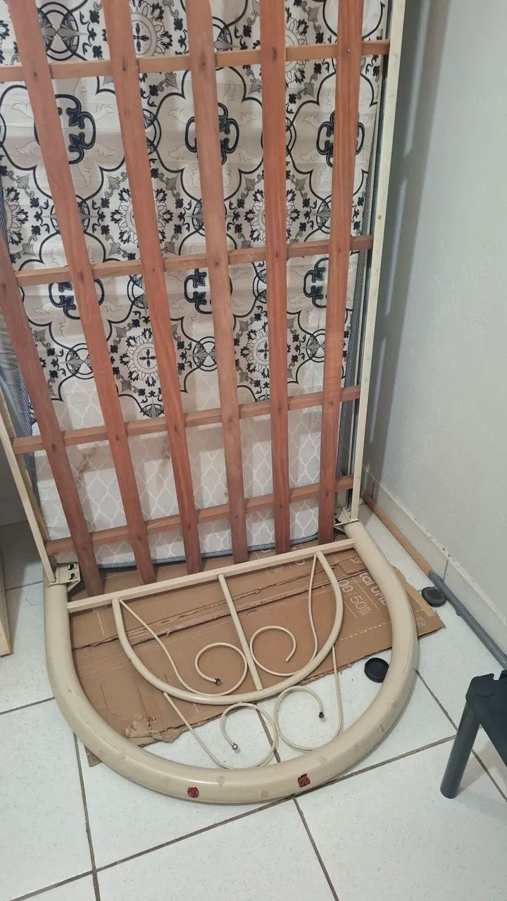 CAMA DE SOLTEIRO ANTIGA COMPLETA - Foto 4