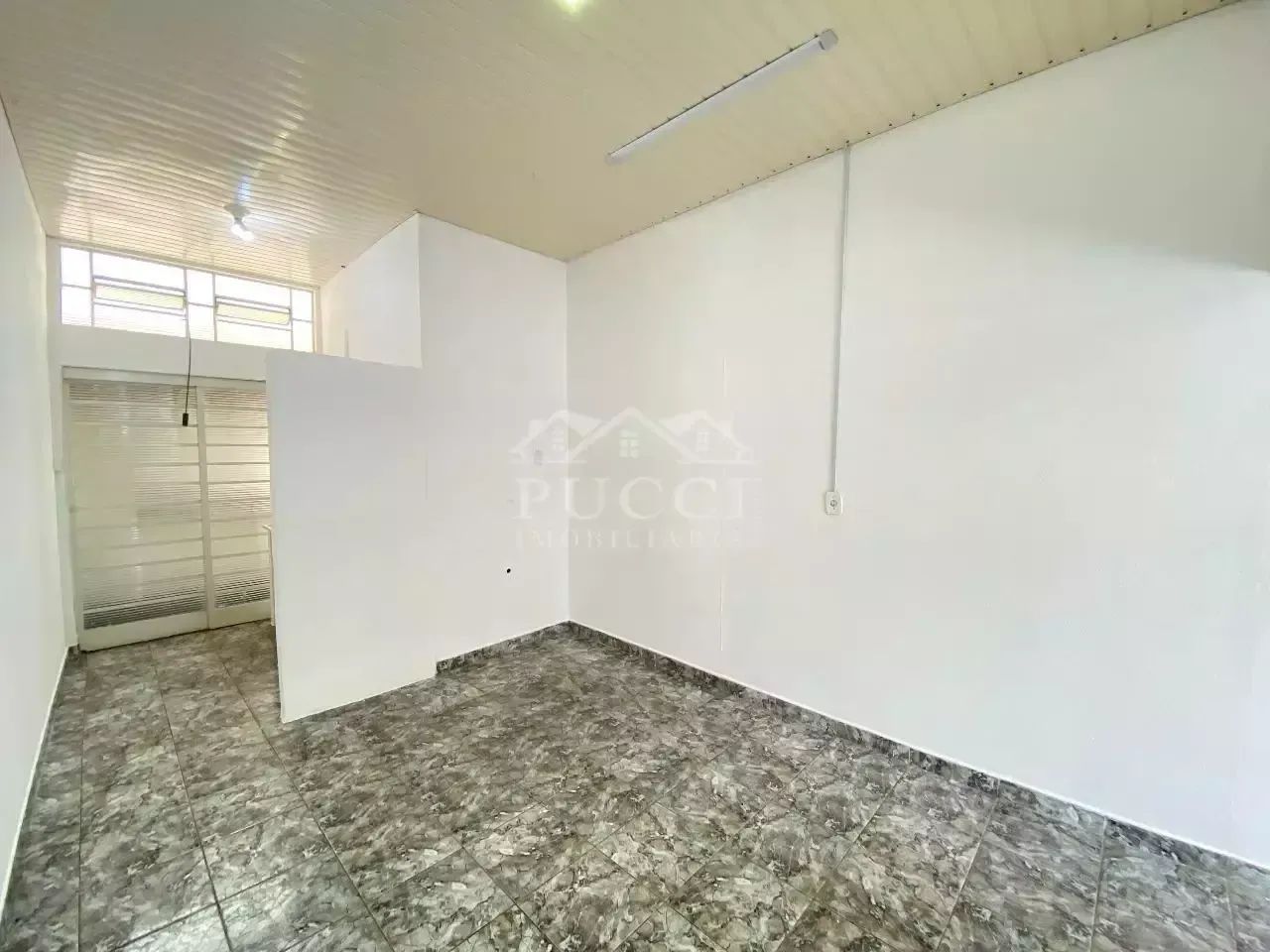 Aluga-se ponto comercial na Vila Santos Dumont - Foto 2