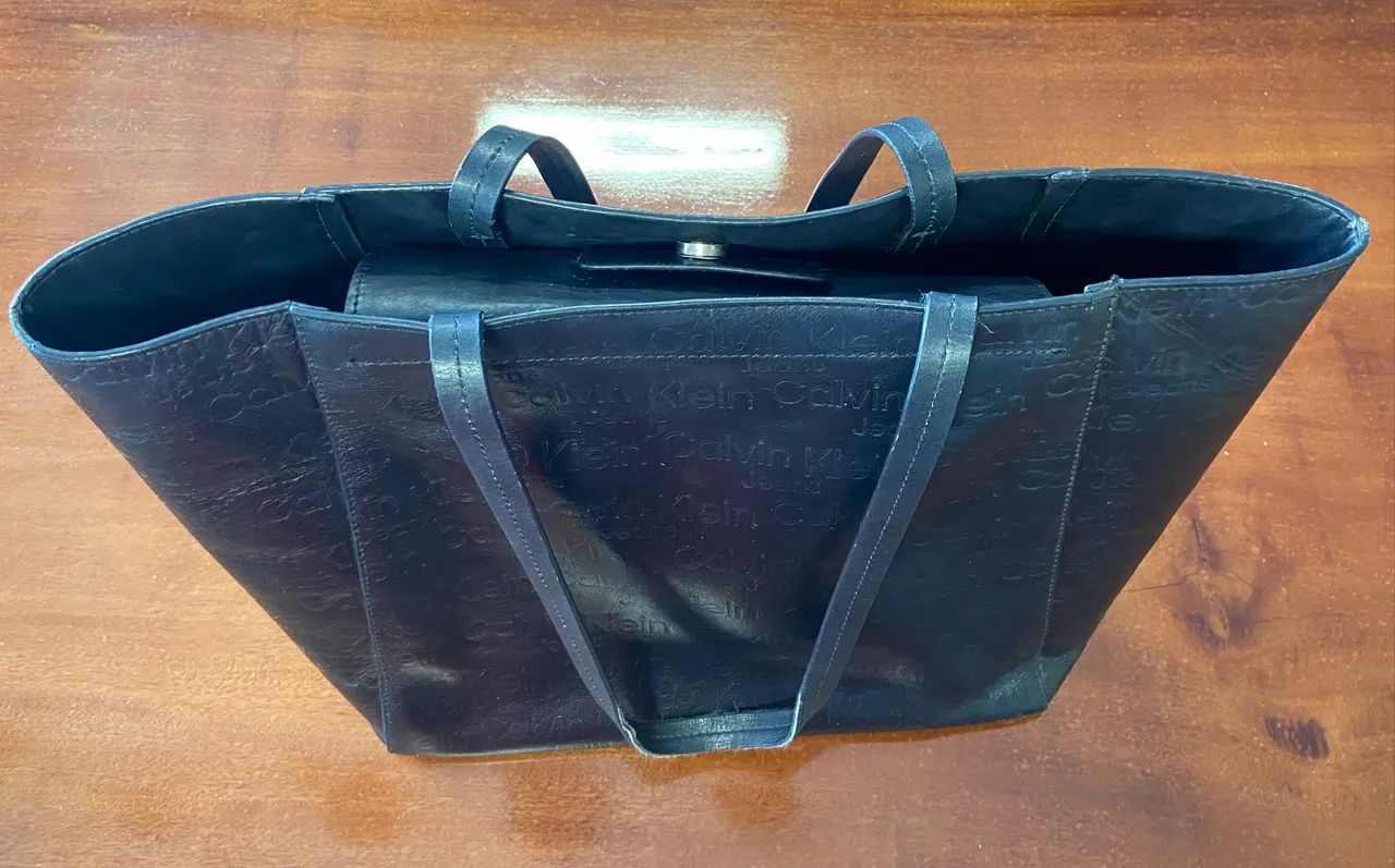 Bolsa tote Calvin Klein couro preta - Foto 4