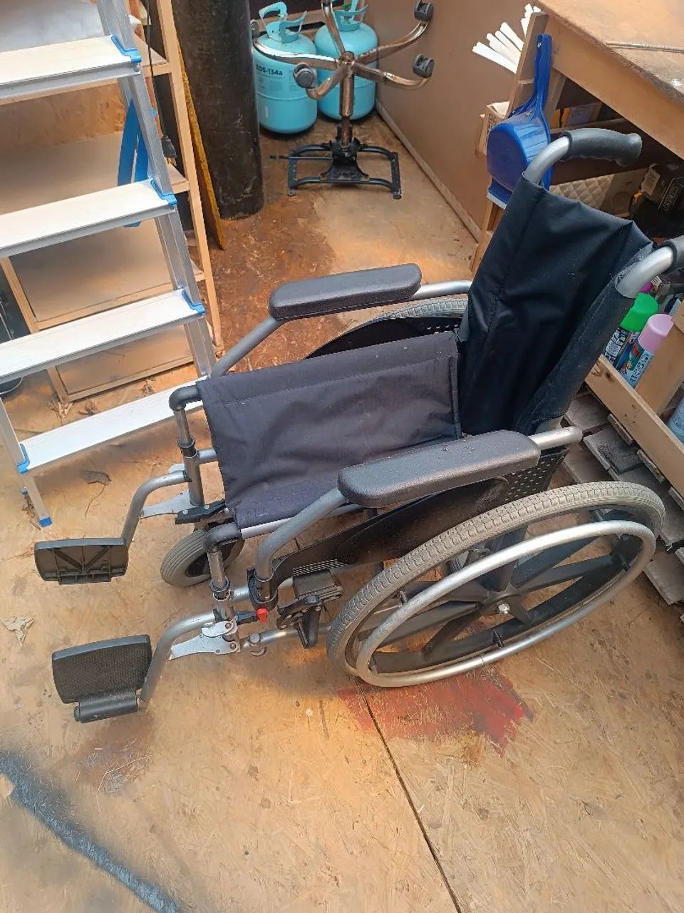 Cadeira de Rodas - Foto 2