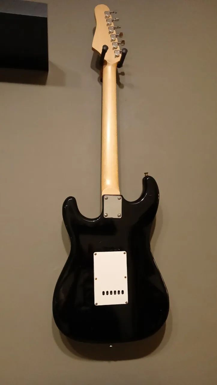 Guitarra Black Strat SSS - Foto 4