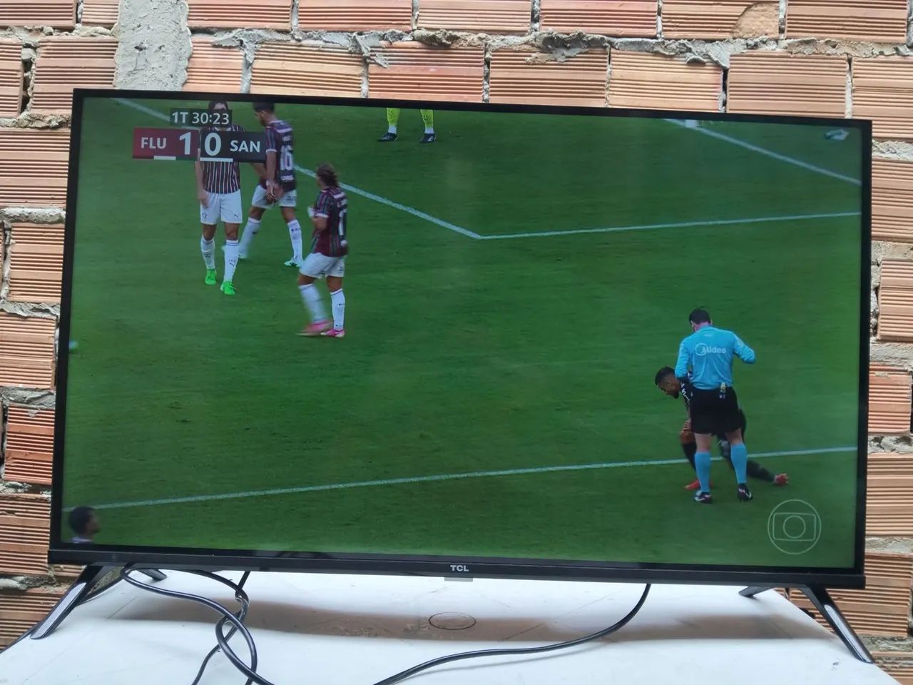 TV TCL 32 POLEGADAS SMART QLED - Foto 2