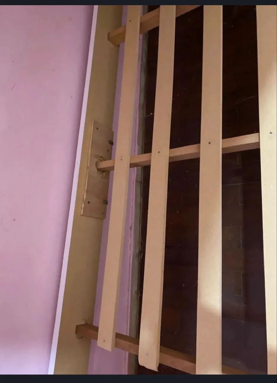 Vendo cama e colchão 65578363464450122