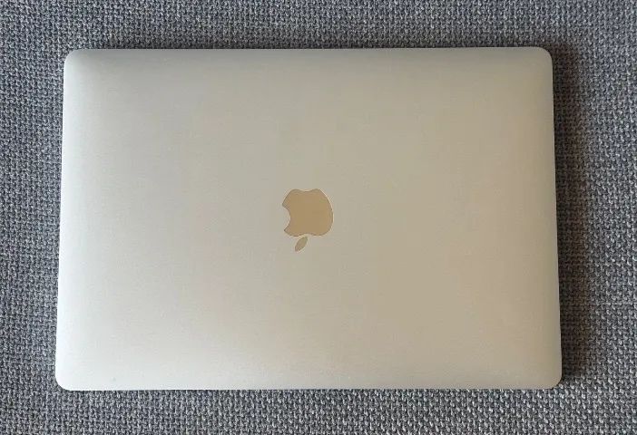 MacBook Pro A1706 Prata Touch Bar (2017)