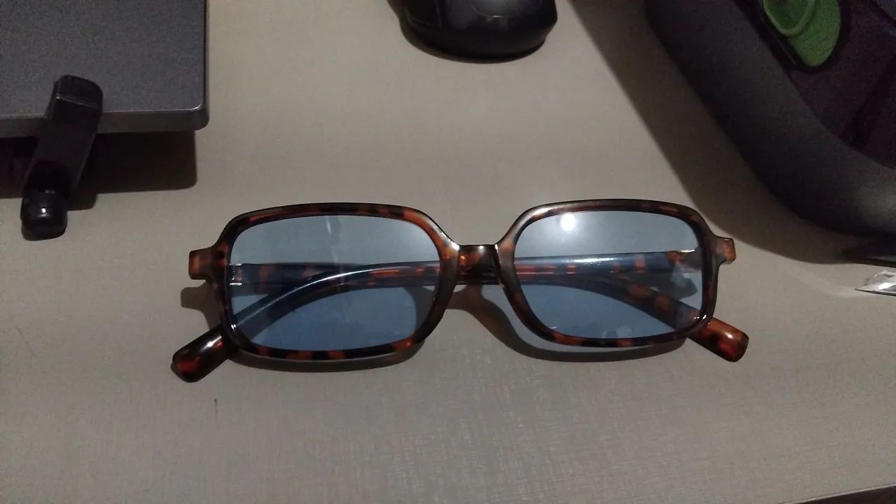 Oculos de Sol armação  retangular  vintage - Foto 5