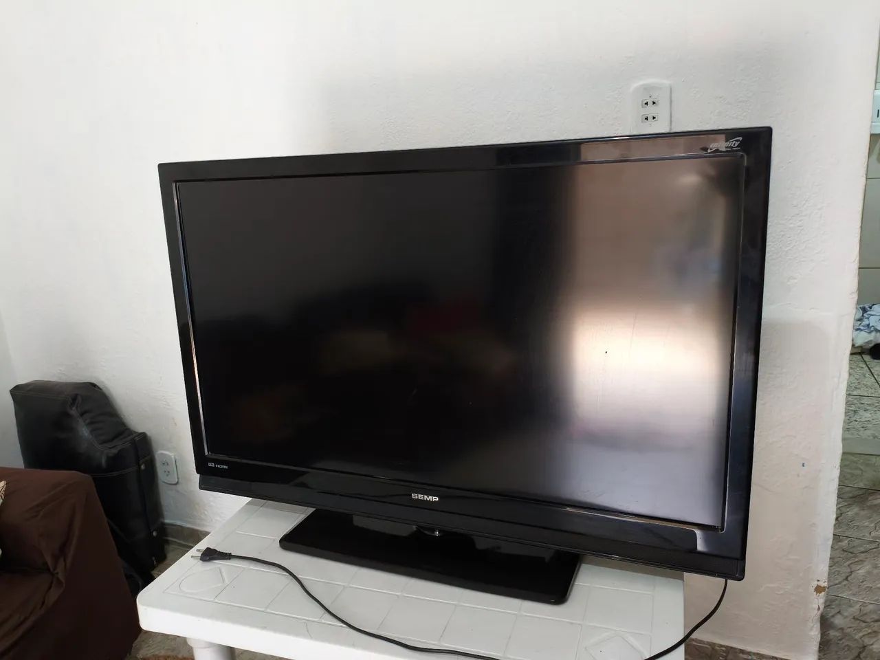 Vendo TV Semp 42 polegadas funcionando perfeitamente  - Foto 2