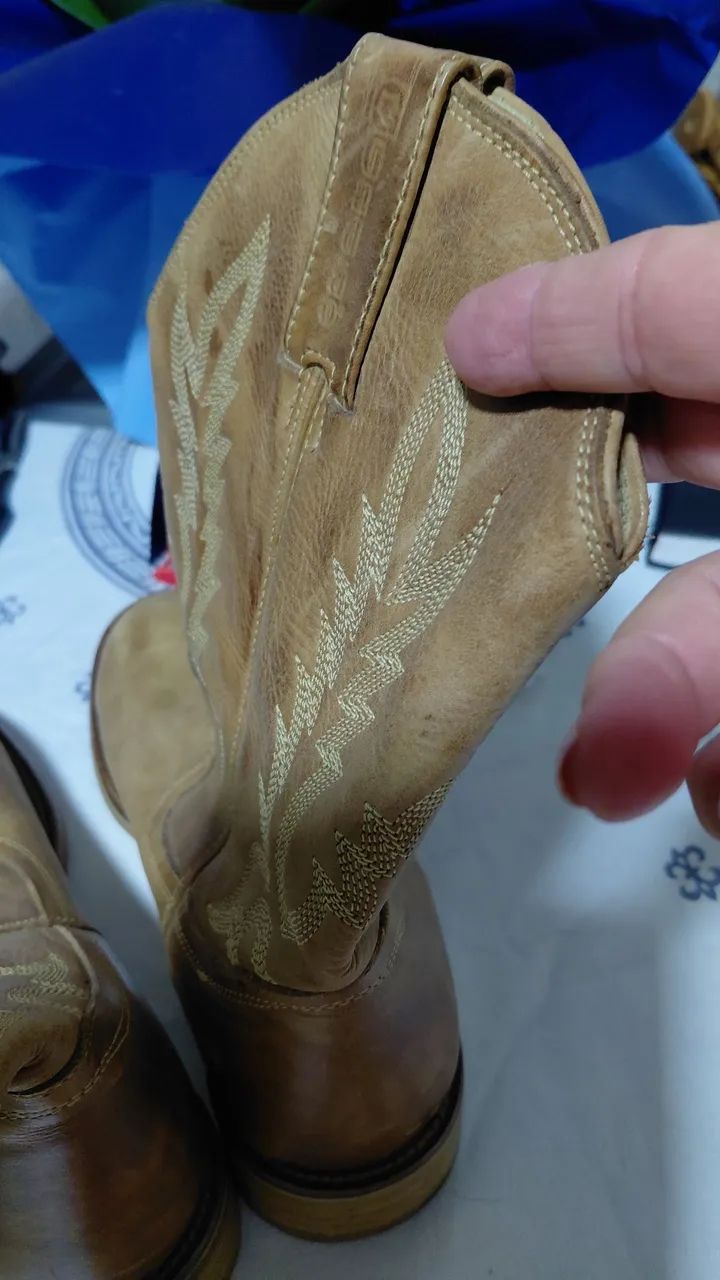 Bota nr 40