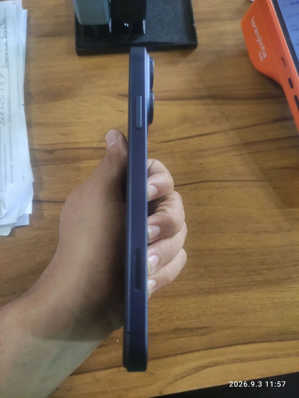 xr na carcaça do 17 pro - Foto 4