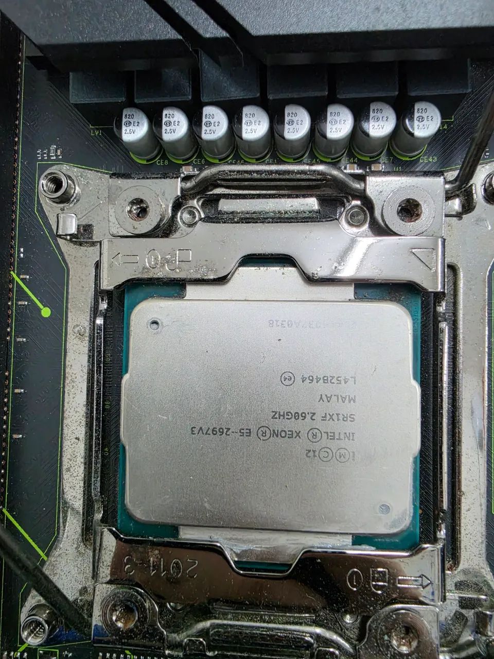 Placa mãe xeon MR9A e Processador 2697v3 - Foto 2