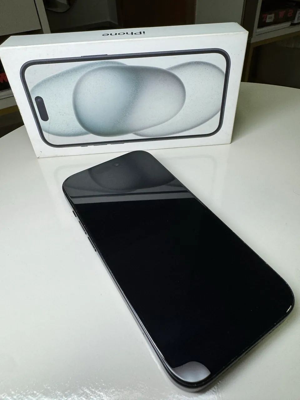 iPhone 15 128GB, cor preta, muito bem conservado e funcionando
