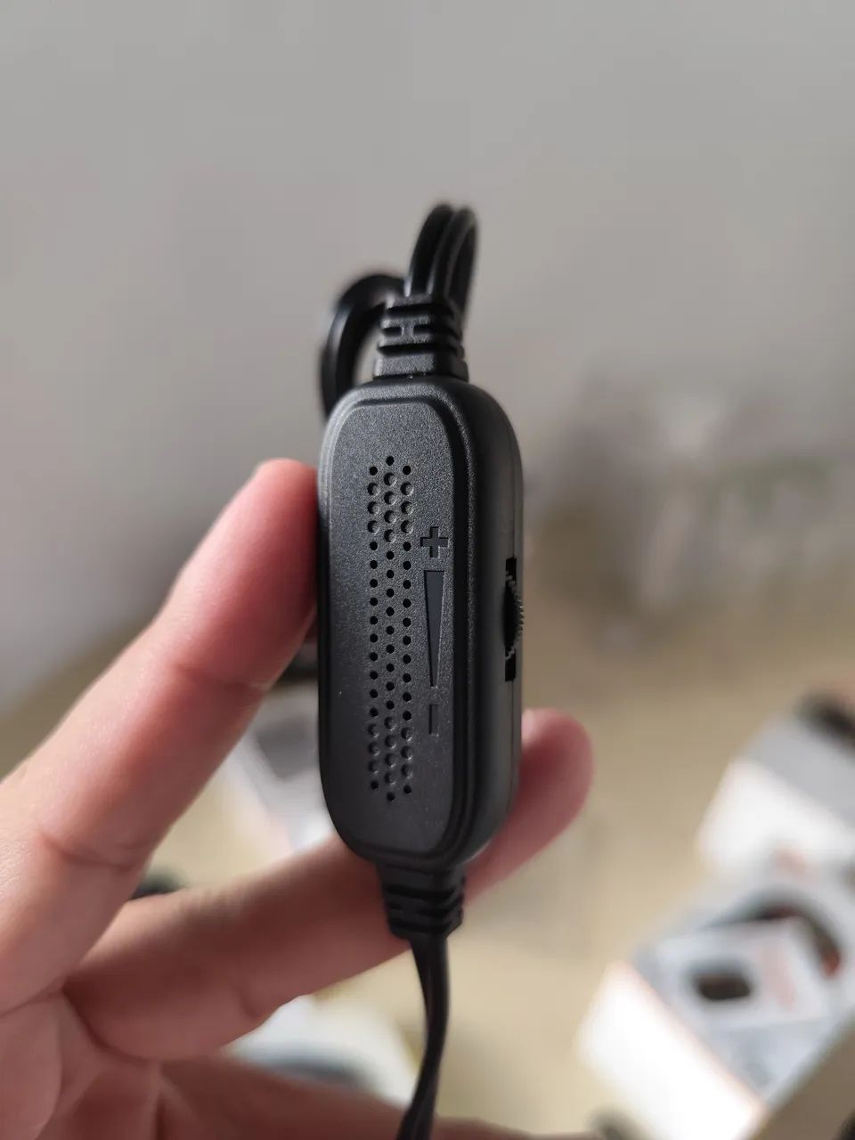 Caixa de som RGB para PC e Notebook  - Foto 3