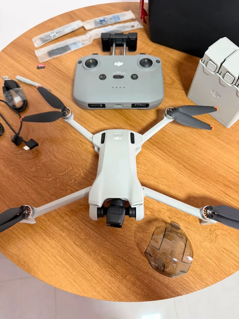 ? Drone DJI Mini 3 Fly More Combo - Foto 3