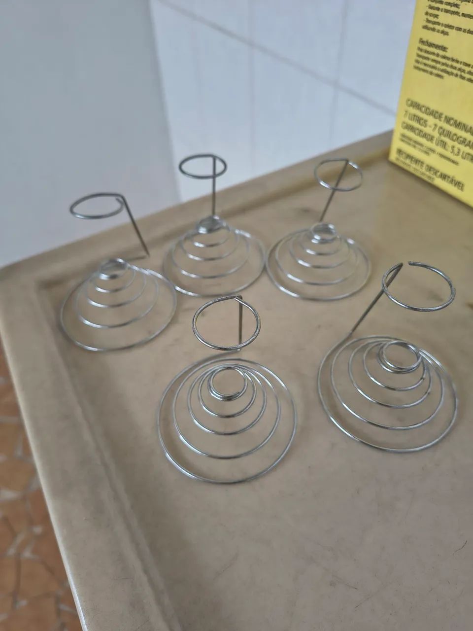 5 porta canetas espiral 