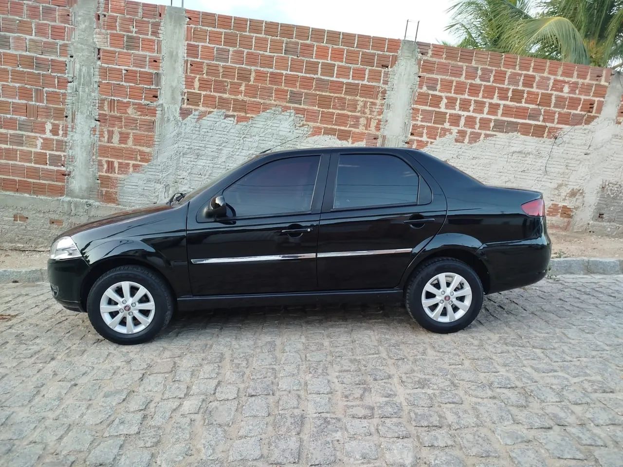 Fiat Siena Siena EL Celeb. 1.4 mpi Fire Flex 8V 4p 2012