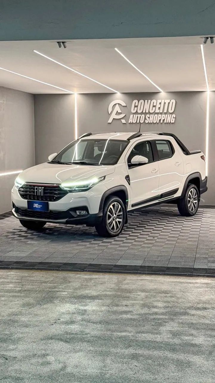 Fiat Strada Volcano 1.3 Flex 8V CD Aut. 2023 - Foto 2