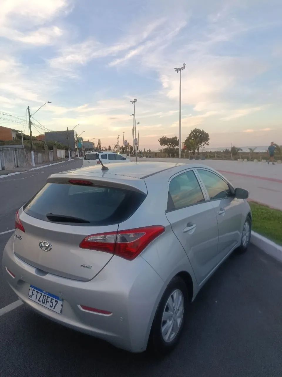 Hyundai Hb20 HB20 Comf./C.Plus/C.Style 1.0 Flex 12V 2014